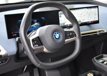 BMW iX xDrive40 326k - 9