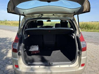 Renault Scénic 1.6 16V 82kW R.V 2009 nájezd 150 xxx - 9
