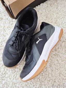 Dětské halové sportovní boty Puma, velikost 36 - 9