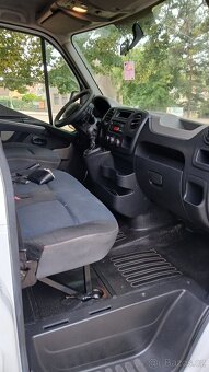 Prodám Renault Master 9 míst najeto 100 tisíc km - 9