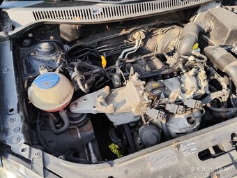 VW POLO, 2007, KLIMA, 1.2 I 40KW, HAVAROVANÉ - 9