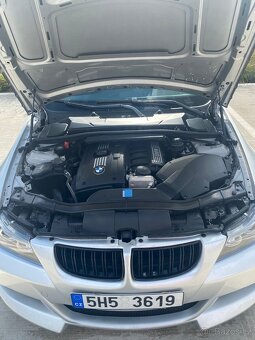 BMW E90 330xi • 2007 • 3.0i 200 kW • xDrive - 9
