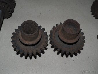 Jawa - ND z motoru - Kývačka Panelka - 9