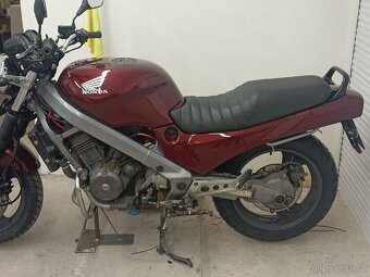 Honda NTV REVERE 650ccm - 9