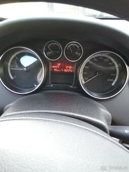 Peugeot 308 LION,1.6 HDI, KLIMA, TAŽNÉ, nová CZ STK. - 9