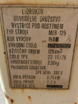 Stavební míchačka na 3 kolečka - 9