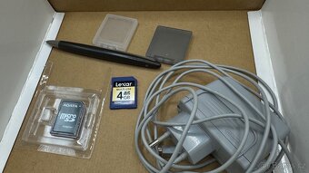 Nintendo DSi XL - 9
