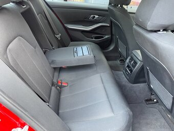 BMW Rad 3 320i A/T - 9