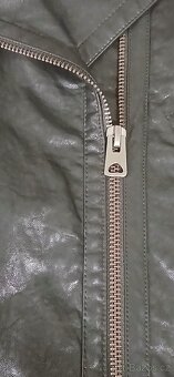 Nová bunda Esprit - 9