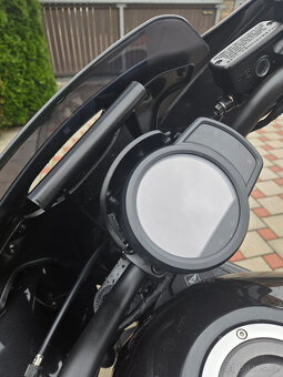 Prodám nově zajetou Hondu Rebel 1100, mraky doplňků - 9