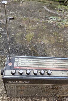 Telefunken Malhar - rádio - 9
