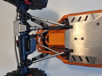 RC auto Axial Ryft RBX10 (1:10) - 9
