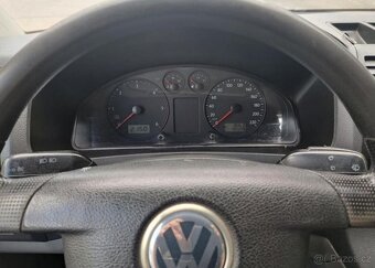 Volkswagen Transporter 1,9 TDI nafta manuál 63 kw - 9