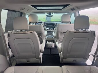Chrysler Pacifica 3,6 RU LIMITED PANORAMA 2016 DPH - 9