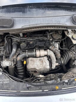 Ford connect 1.6 tdci 70kw - 9