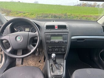 Škoda Octavia 2, 1.6 MPI s lpg - 9