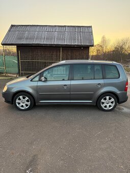 Volkswagen touran - 9