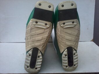 Lyžáky Lange 26,5 - 9