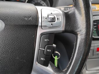 Prodám Ford Galaxy - 9