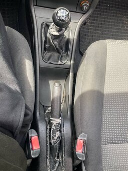 Predam Opel astra G 2004 1.6 - 9