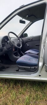 Suzuki Swift 1.0 - 9