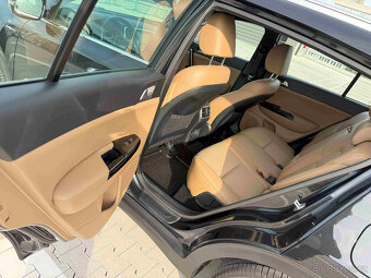 KIA Sportage 1.6.CRDi 4x2 DCT High Line Edition - 9