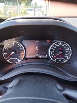 Jeep Renegade LIMITED 2021 1.0T 88kW ČR - 9
