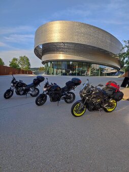 Yamaha MT10 touring edice, 13600km, Akrapovič, odpočet DPH - 9
