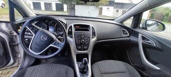 Opel Astra J Spots Tourer - 9