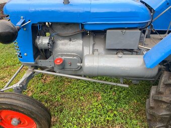 PRODÁM ZETOR 25K - 9