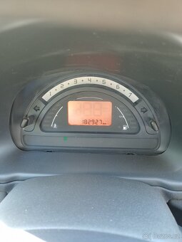 Prodám Citroen C3 1,4 benzín, 54kw, r.v. 2/2004, - 9