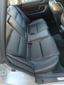 Subaru Legacy 3.0r - 9