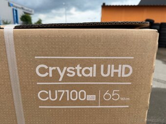 SAMSUNG chytrý televizot 65” CU7100 UHD 4K HDR - 9