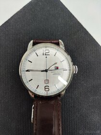 Tommy Hilfiger hodinky, kožený pásek - 9