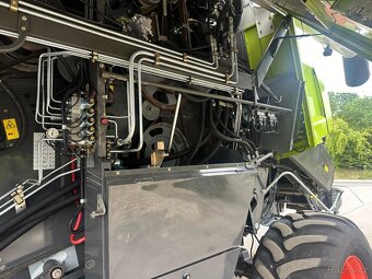 Sklízecí mlátička Claas Lexion 580, rok výroby 2010, žací li - 9