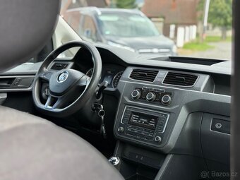 VW Caddy 2.0tdi Long / Maxi / 5mist / tažné / 1. Majitel - 9