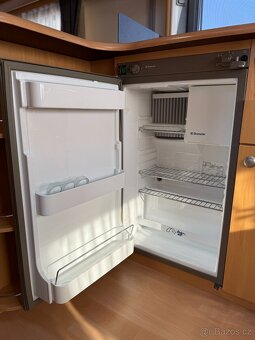 Cristal Sprint 450TF/1.200Kg/4MÍSTA/FR.POSTEL/R.V.2005 - 9