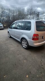 Prodám VW Touran benzín 2004 - 9