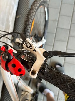 Dámské kolo specialized 29” - 9
