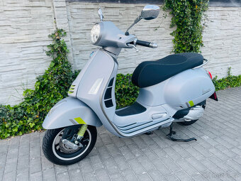 Vespa GTS 300 HPE r.v.2023 - 9