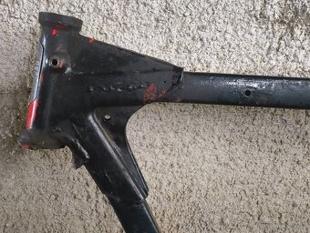 Kostra a díly Jawa Sport 250 590 sedí čísla 1969 ne 350 361 - 9