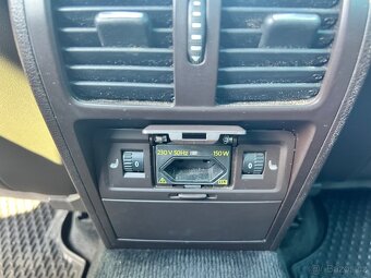 Volkswagen Passat B7 2.0tdi DSG 130kw,exclusive velká výbava - 9