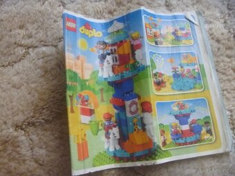 LEGO® DUPLO® 10841 Zábavná rodinná pouť - 9