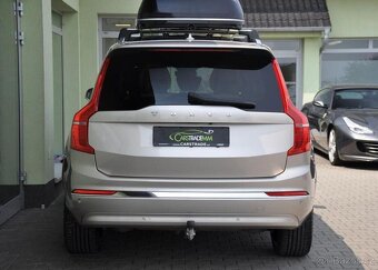 Volvo XC90 T8 AWD ULTIMATE BRIGHT Zadáno - 9