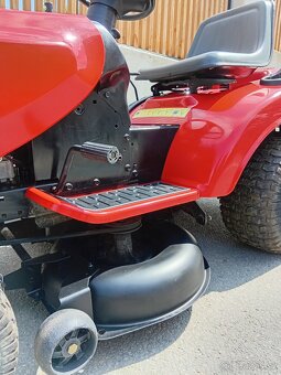 Prodám zahradní traktor HOP 12.5Hp - 9