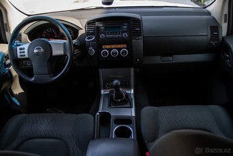 Nissan Pathfinder 2.5 dCi SE - 9