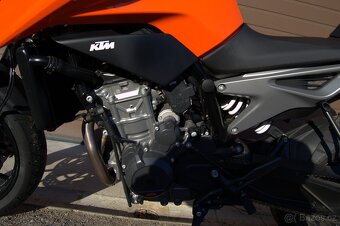 KTM Duke 790 r.v. 2024 - 3600km - 9