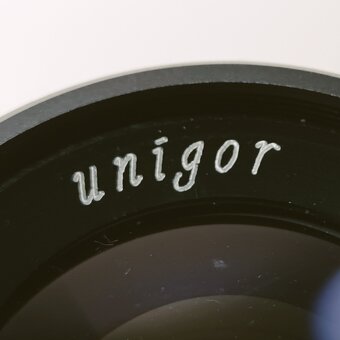 Objektiv Unigor Auto 135 mm f/3.5 pro M42 - 9