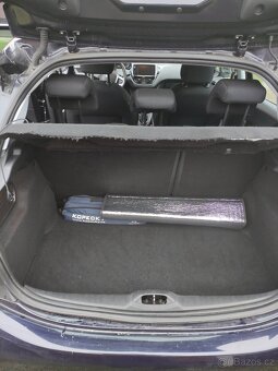 Peugeot 208 benzín - 9