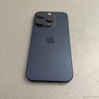 iPhone 15 Pro 128GB, pěkný stav, 12 měsíců záruka - 9